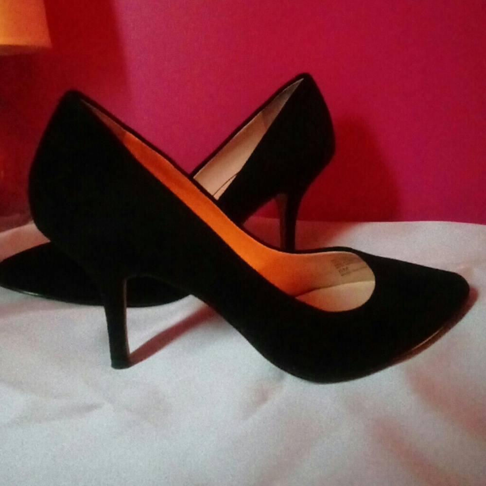 Inc international concept Black suede pumps