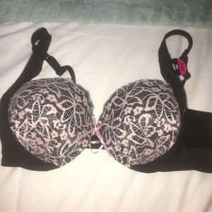 black & light pink laced René Rofé bra