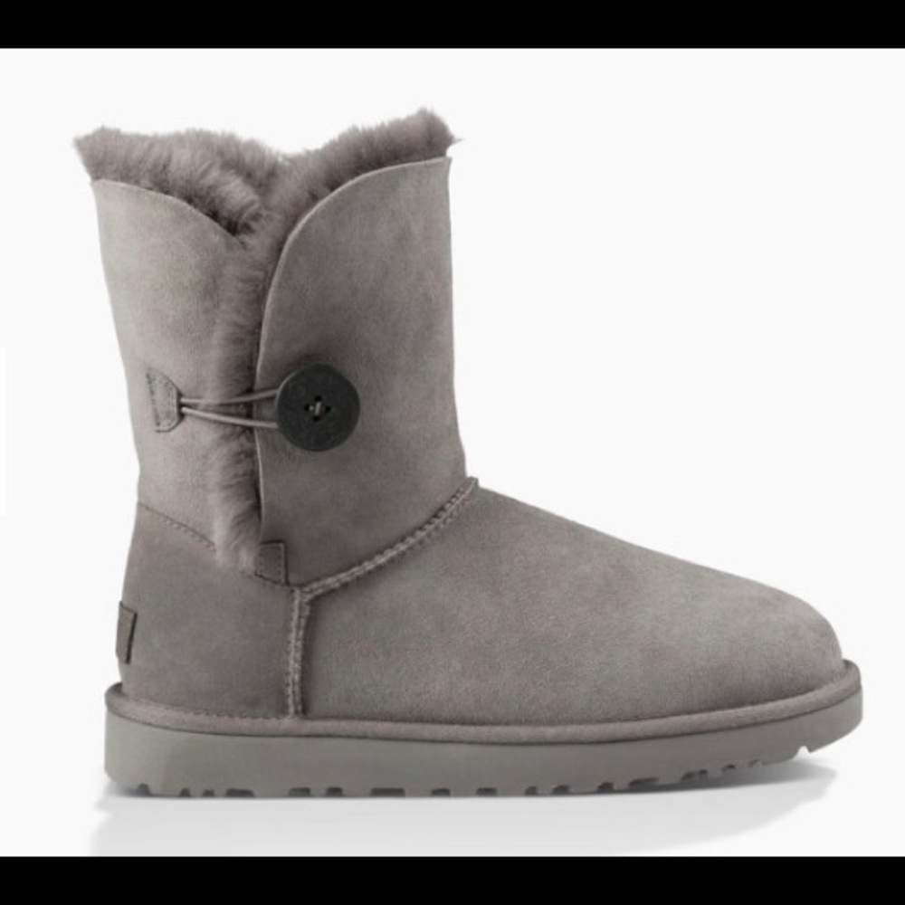 Bailey Button Grey Ugg Boots