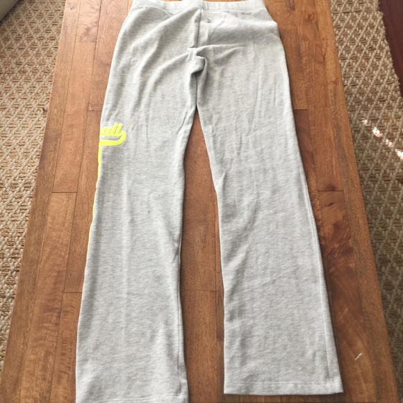 Joggers - Picture 5 of 6