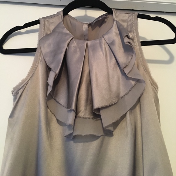 Vince sleeveless blouse size XS! - Picture 3 of 4