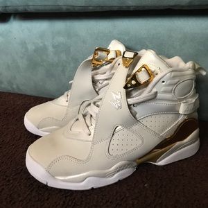Jordan 8 (light bone and metallic gold)
