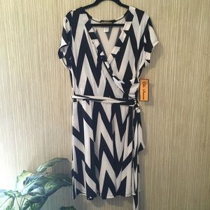 BNWT Ella Samani Black & White Dress. 3X.