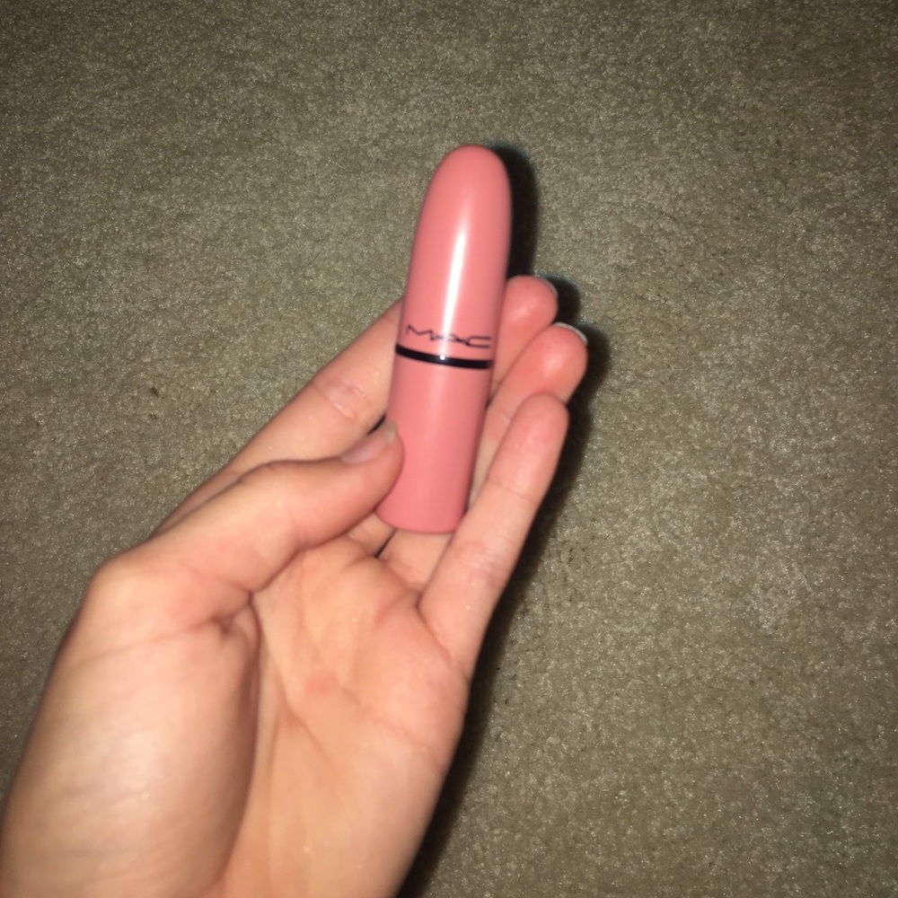 LIMITED EDITION Mac Lipstick Shade:Sunblessed