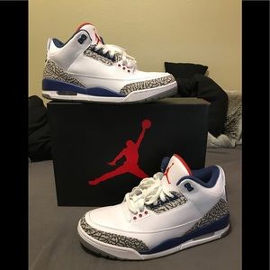 Air Jordan 3 (True Blue)