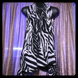 Beautiful zebra vest🦓