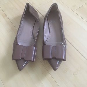 Tahari brown flats