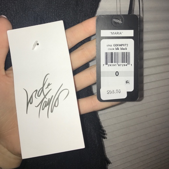 Black Guess even dress. - Picture 3 of 5