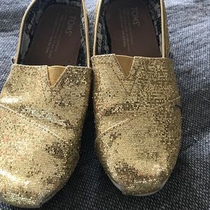 Toms gold sparkle