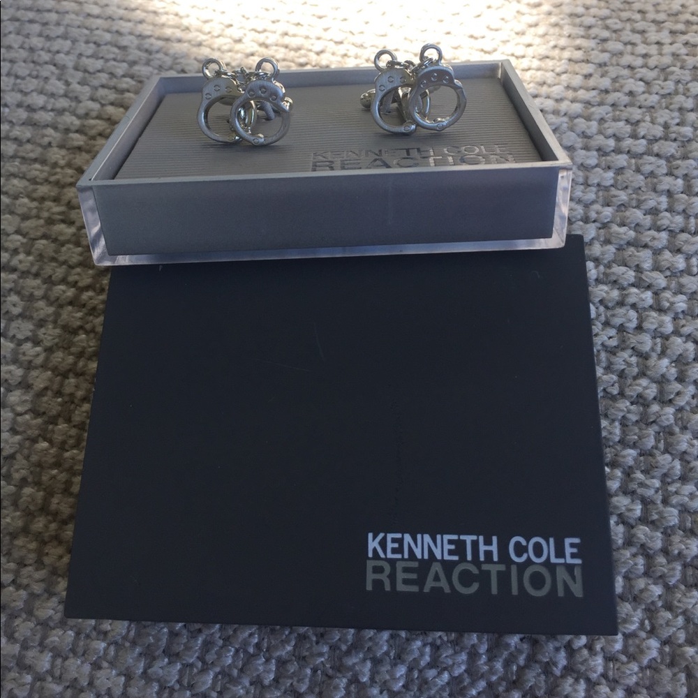 Cuff links