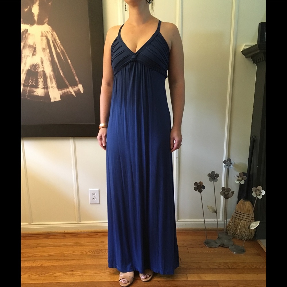 ✨ Blue maxi with great detail