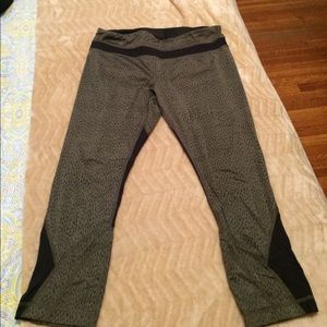 Lululemon Run Inspire Crop Workout Pant