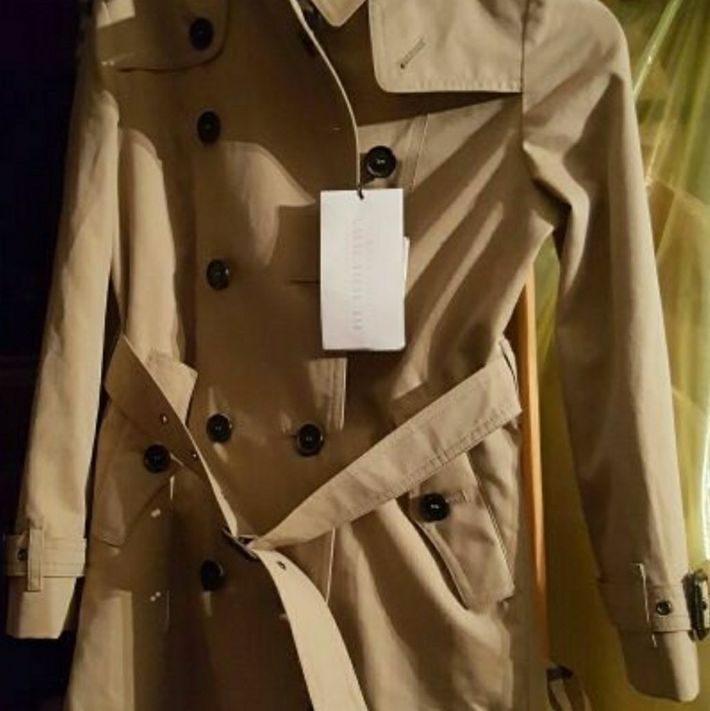 Youth Burberry jacket size 6