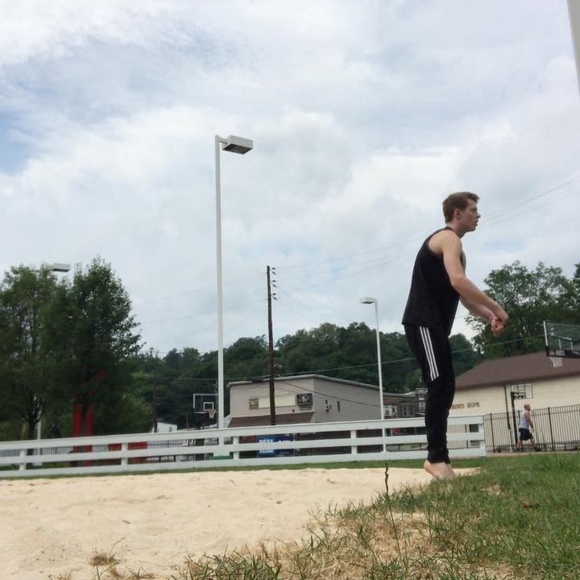 Meet your Posher, Nautis - Picture 1 of 1