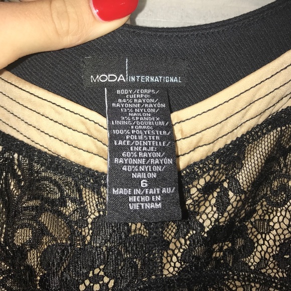 Lace fitted midi dress. - Picture 2 of 4