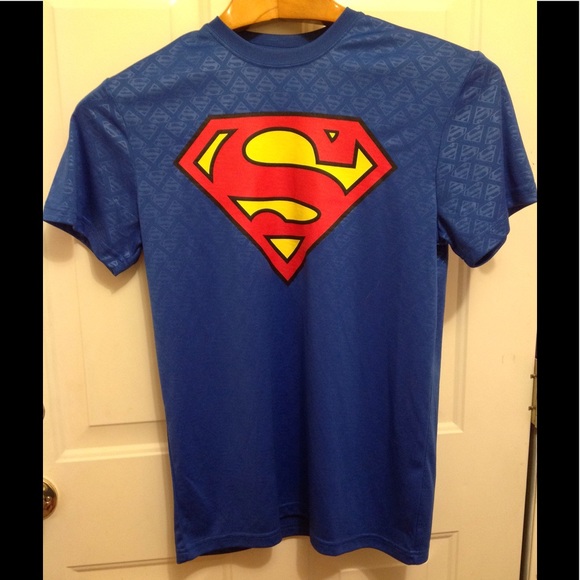 SUPERMAN T-SHIRT - Picture 1 of 5