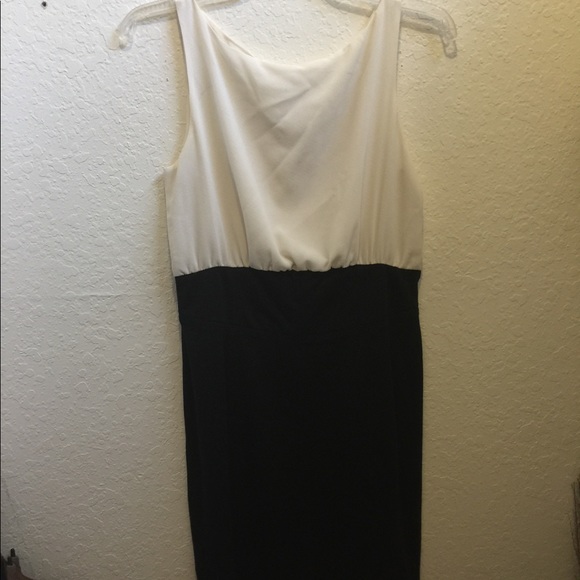 Loft dress - Picture 2 of 6