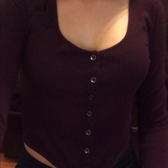 dark plum/burgundy crop soft long sleeve - Picture 2 of 3