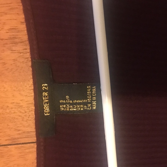 dark plum/burgundy crop soft long sleeve - Picture 3 of 3