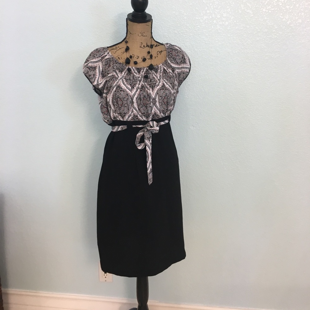 Dress with paisley top