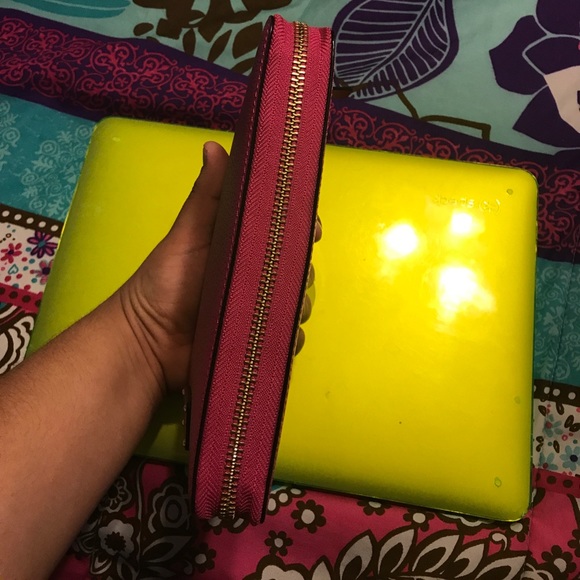 Kate Spade Planner/Agenda - Picture 3 of 7