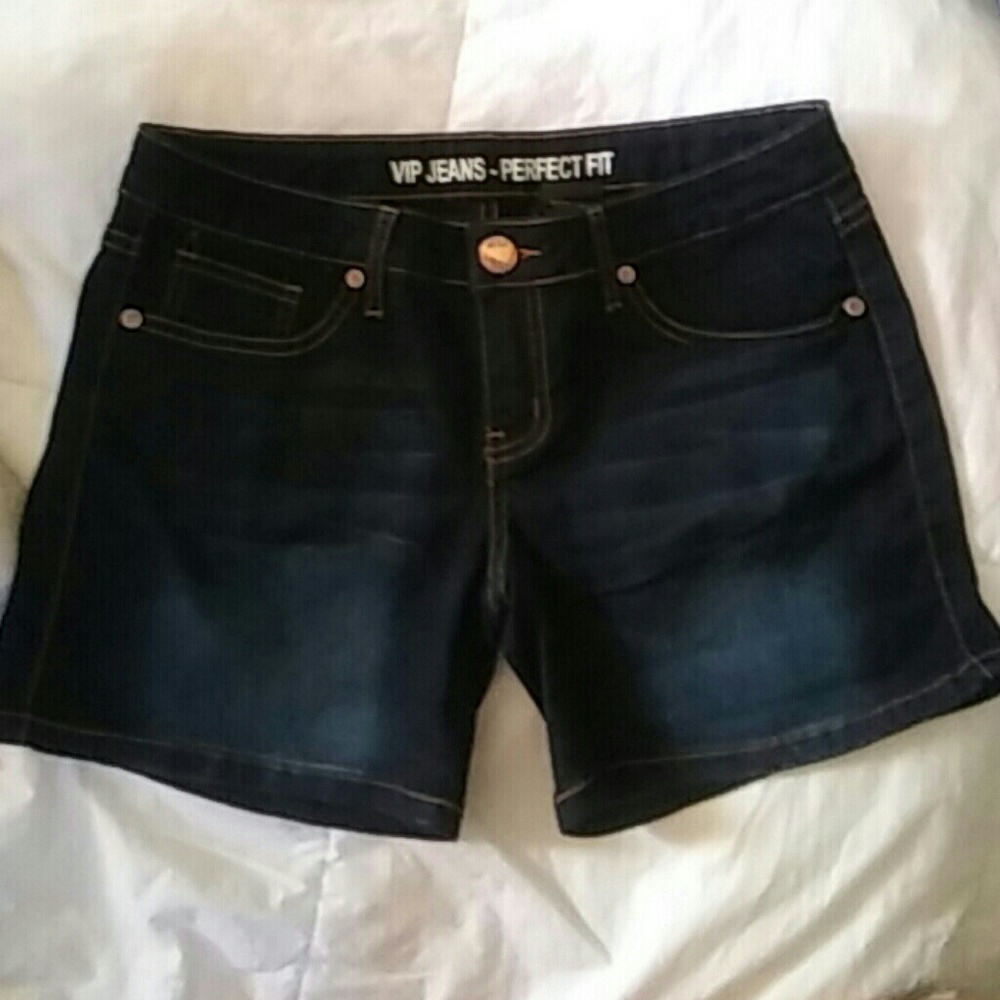 V.I.P Short size 7/8