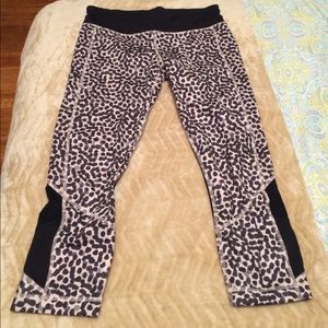 Lululemon Run Inspire Crop Workout Pant