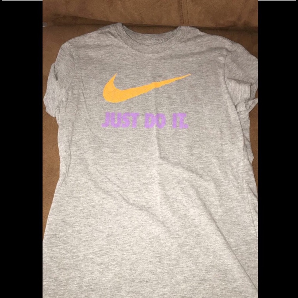 Nike T-shirt