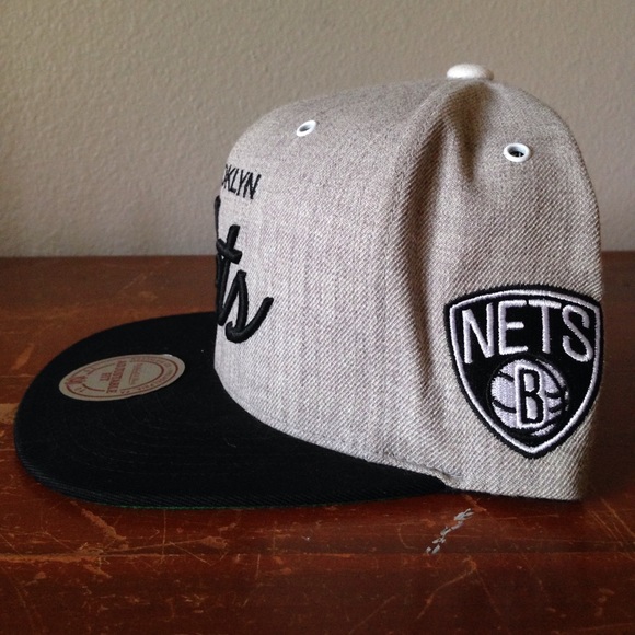 I am selling a Brooklyn Nets SnapBack!!! - Picture 3 of 7
