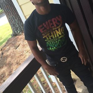 Meet your Posher, Carlos