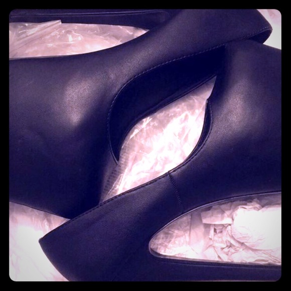 Lady Gaga Inspired Stiletto Heels - Picture 1 of 3