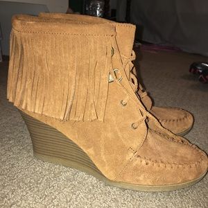 brown fringe wedge booties