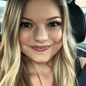 Meet your Posher, Alyx