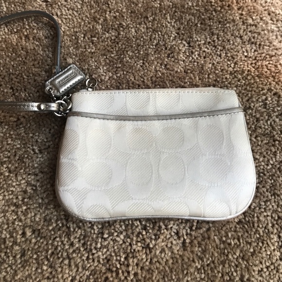 Coach Signature Wristlet - Picture 1 of 3