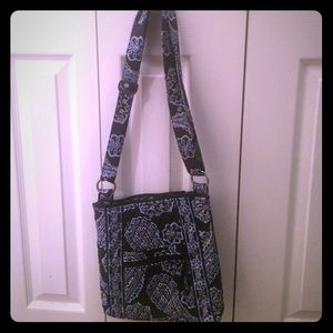 Vera Bradley crossbody.Adjustable strap.Navy blue