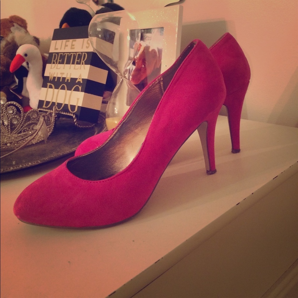 Madden Girl pumps