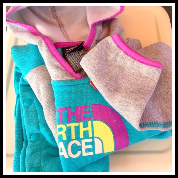 THE NORTH FACE HOODED ONSIE HOODIE KNIT JUMPSUIT - Picture 4 of 5