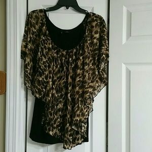 New Directions Cheetah Print Blouse