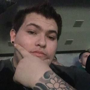 Meet your Posher, Logan