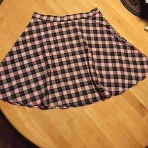 American apparel size large skater skirt.