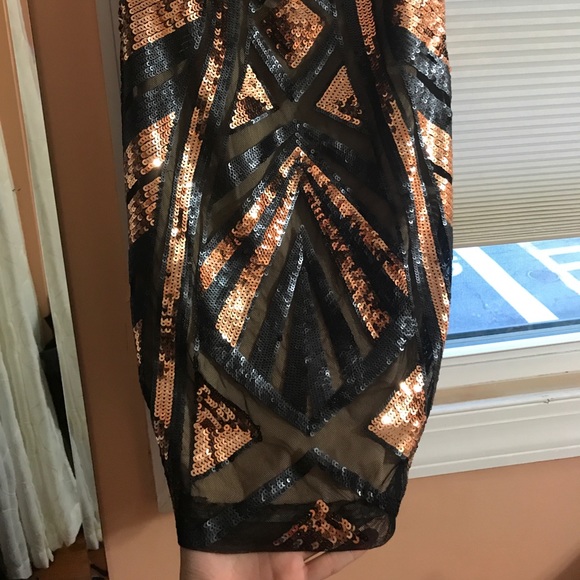 Sequined dress - Picture 2 of 5