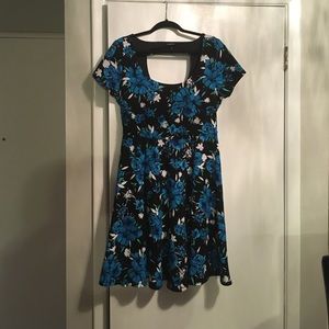 Torrid turquoise, white, and black floral dress