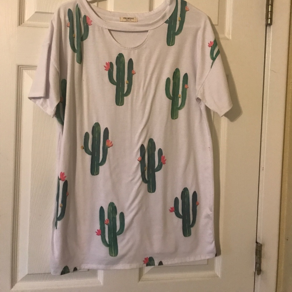 Like new cactus tee