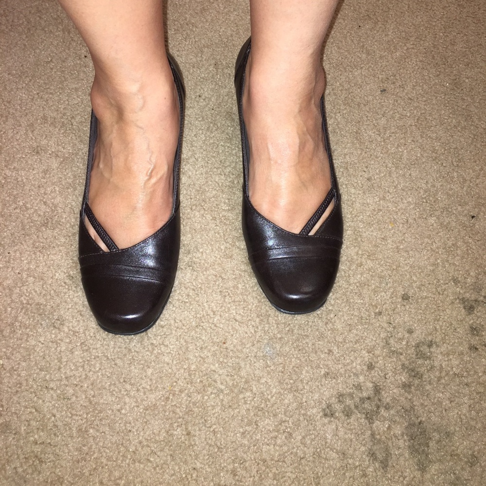 Clarks! Worn for work! 9 - Picture 7 of 8