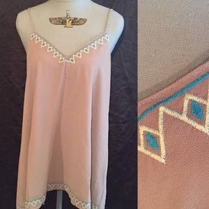 Dainty aztec dressy tank!