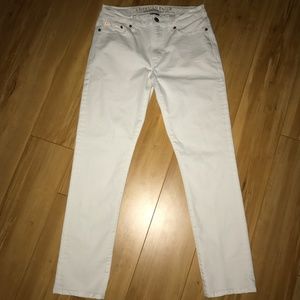 AEO: Extreme Flex White Jean Slim - Rarely Used