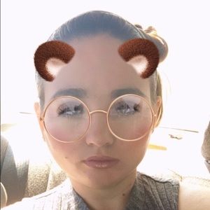 Meet your Posher, Aniusks