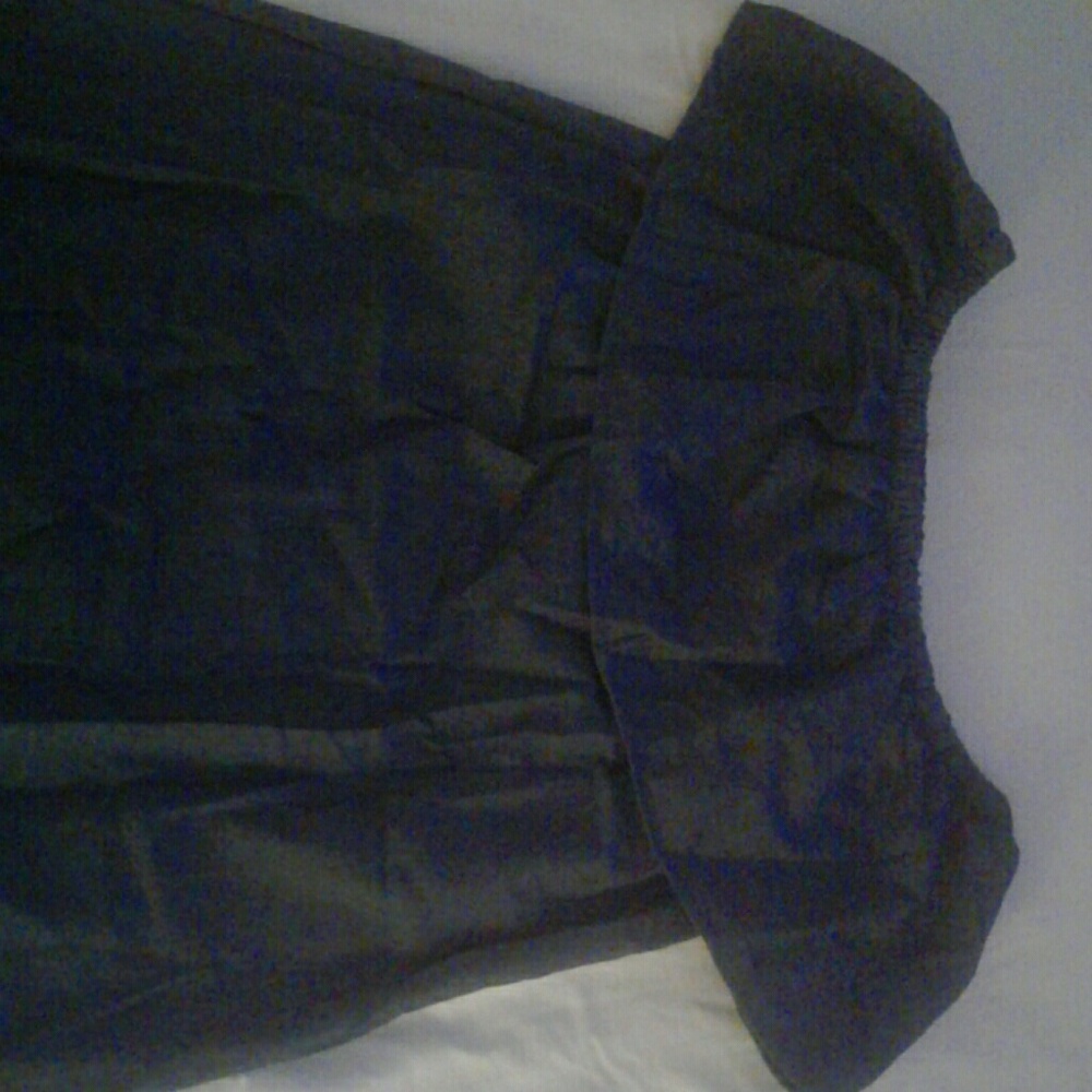 Top - Picture 2 of 2