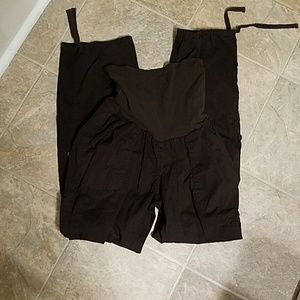 Motherhood maternity cargo pants / capris XL