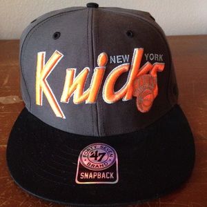 I am selling a New York Knicks SnapBack!!!